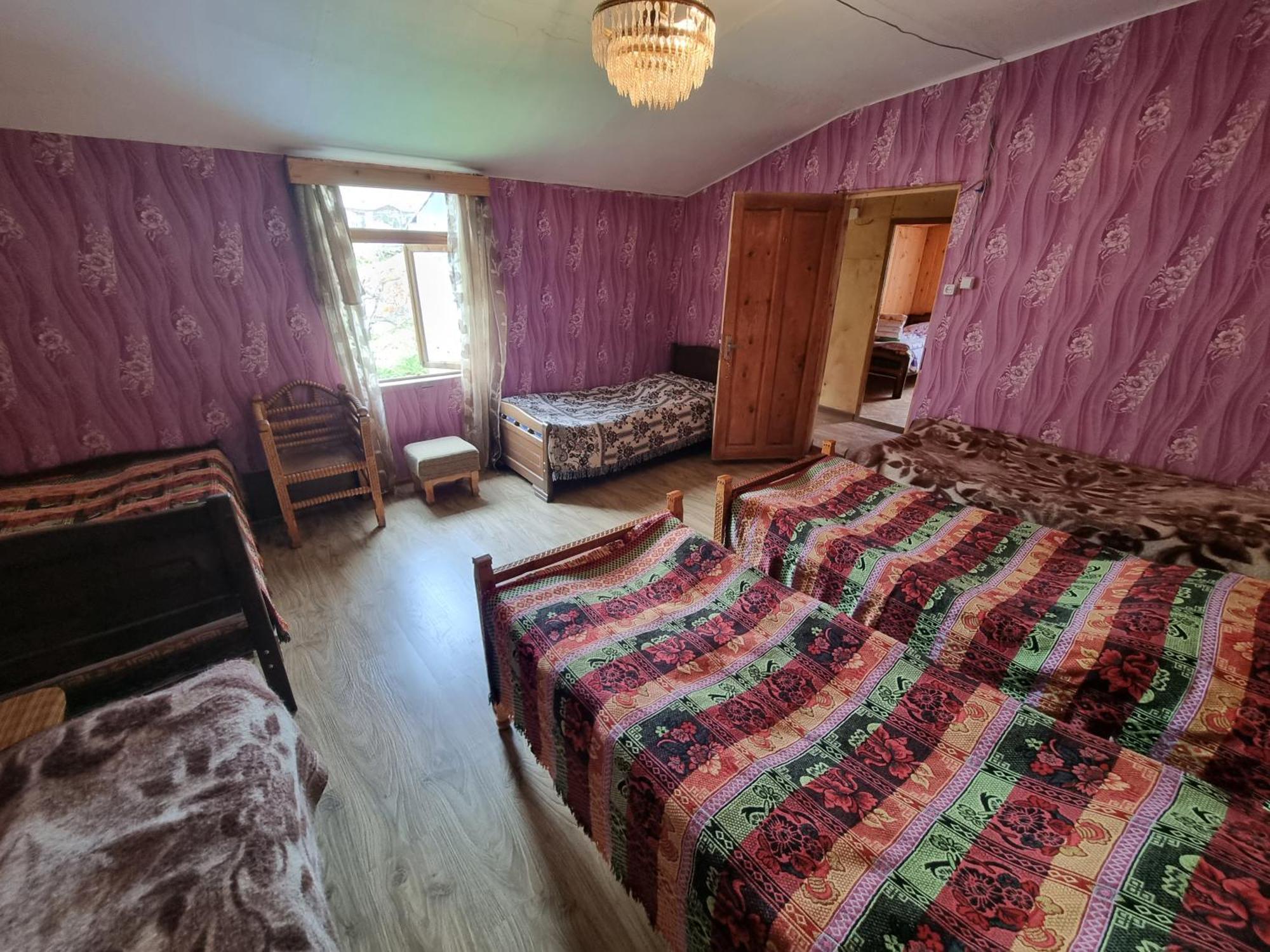 Guest House Buba ウシュグリ エクステリア 写真